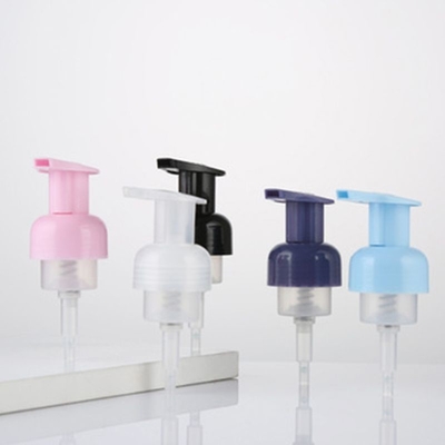 工業化粧品の清掃用 活気のある色合いの汎用プラスチック泡ポンプ