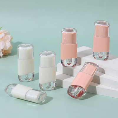 オーダーメイド 3.5G 空のリップスティックチューブ ゴムシールスクリュー閉塞 プラスチック リップバームチューブ 化粧品容器 プラスチックパッケージング