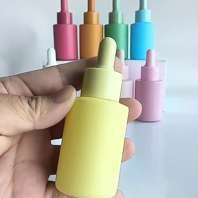 マカロン カラー エッセンシャル オイル ボトル 30ml プラスチックのPPポンプとガラス素材