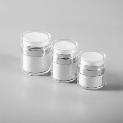 豪華なデザイン 30ml 50ml 80ml 100ml エアレスボトル カスタマイズ対応