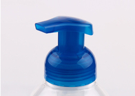 高い粘着性の泡立つ石鹸は手の出版物の石鹸ポンプ上をポンプでくみます