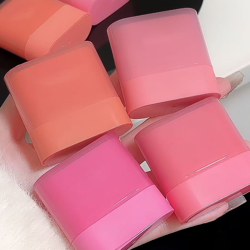 回転型化粧品 プラスチック製の包装容器 再利用可能