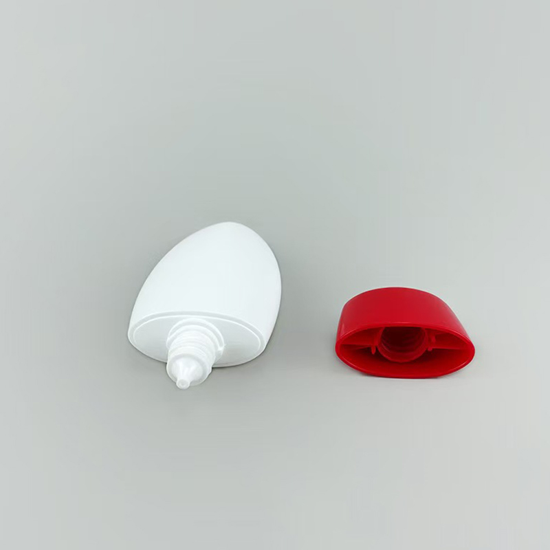円形の卵形 空っぽの日焼け止め 瓶のロール 白色マット プラスチック ロールオン デオドラント 容器 黄色 フリップキャップ 再充填可 化粧品 瓶 日焼け止め 体油 デオドラント 梱包